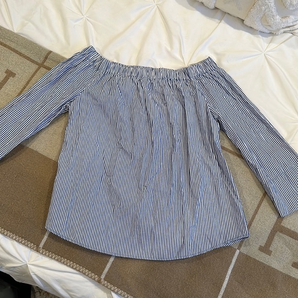 ⭐️3/4 Sleeve - Off The Shoulder Zara Top - Small - Picture 1 of 3